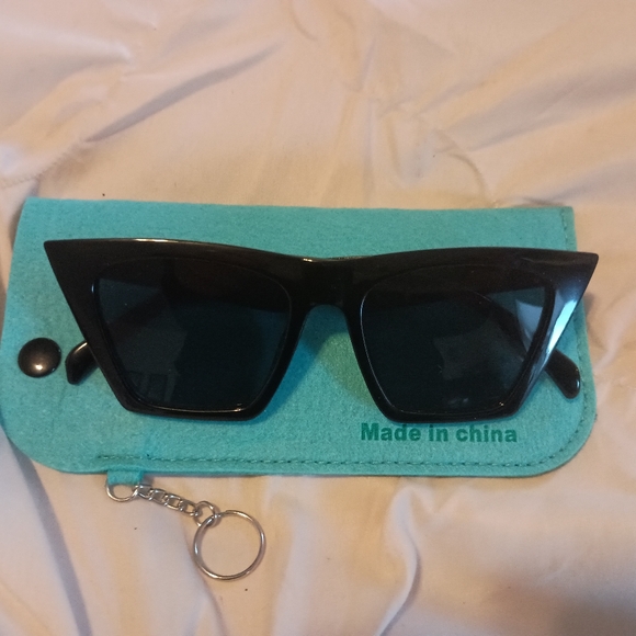 NWT Feisedy Black a vintage Sunglasses - Picture 6 of 10